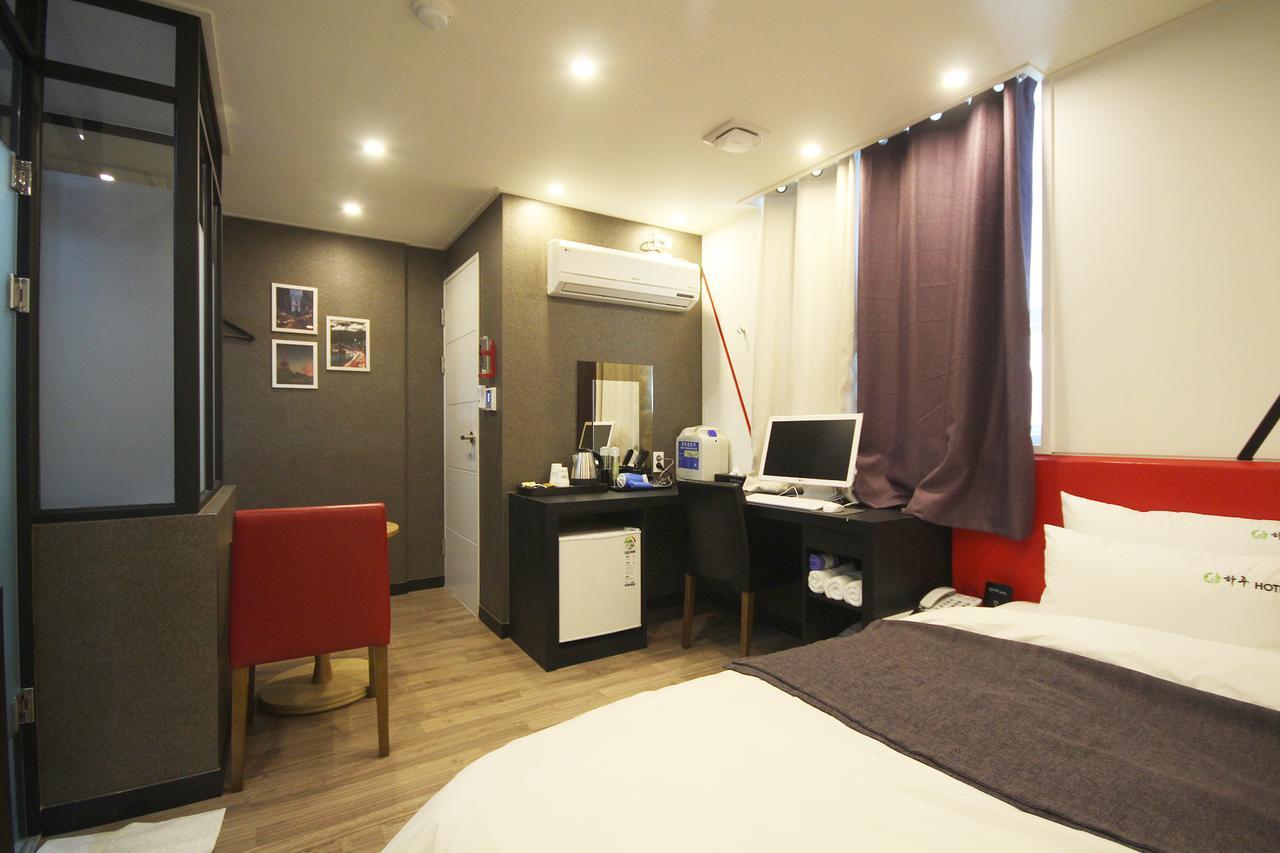Haru Hotel Gimhae Exterior foto