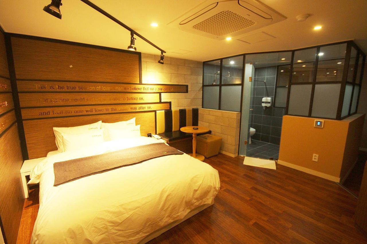 Haru Hotel Gimhae Exterior foto